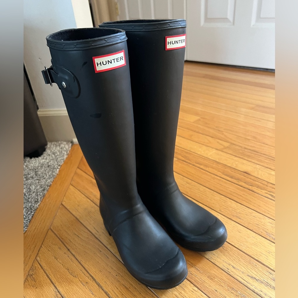 Hunter tall matte black boots women size 7